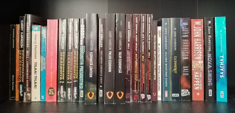 Kuva kirjahyllystä Harry Harrison – M. John Harrison